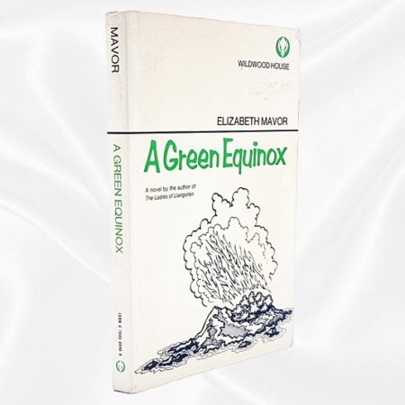 Elizabeth Mavor - A green equinox - Paperback - Signed